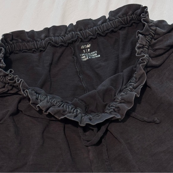 Aerie small sleeping shorts - Picture 3 of 3